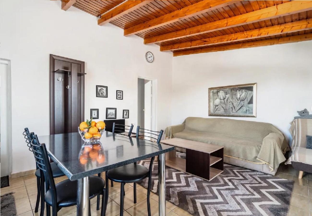 Angela Apartment Dalamanara Екстериор снимка